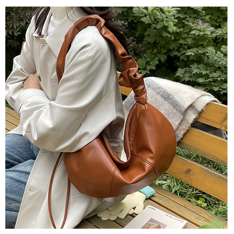 Large Capacity Crossbody Bag Fashionable Shoulder Dumpling Bag