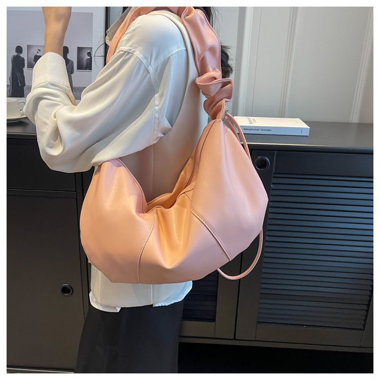 Large Capacity Crossbody Bag Fashionable Shoulder Dumpling Bag