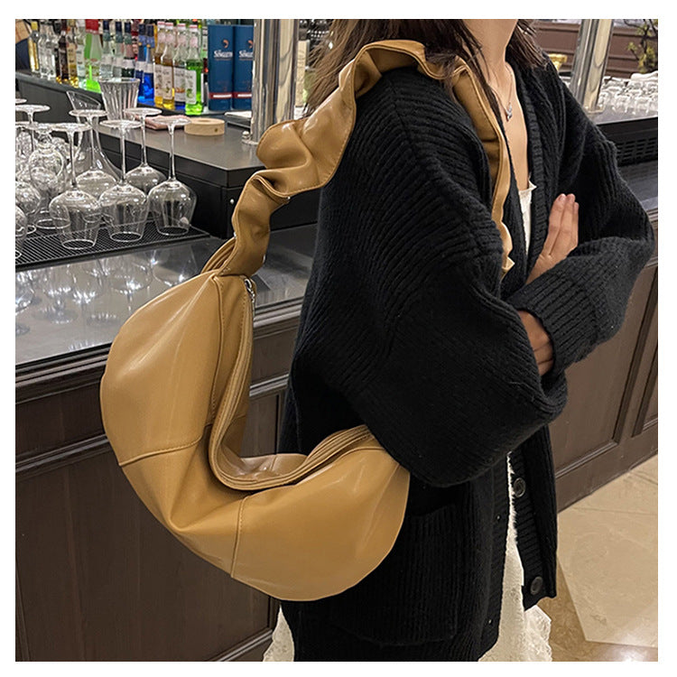Large Capacity Crossbody Bag Fashionable Shoulder Dumpling Bag